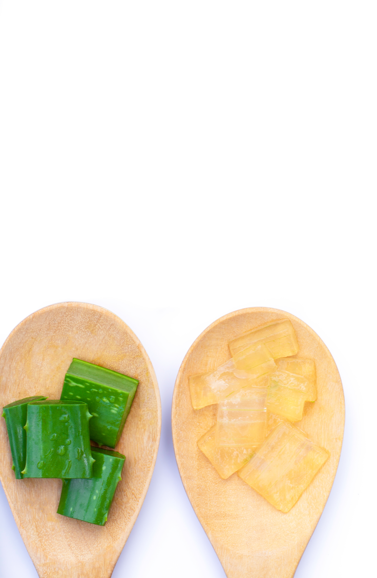 Now that the weather is warming up and the UV rays are stronger, wearing sunscreen has never been so important. But instead of using the store-bought kind, I recommend making your own DIY sunscreen. You will love it!